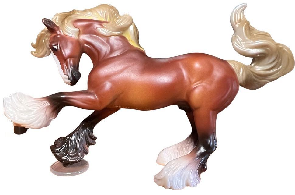 model horse foot stand; flatfoot remedy